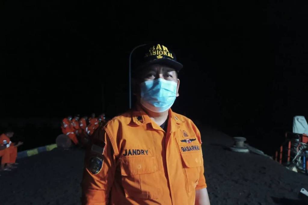 Gunung Ruang Erupsi, Warga di Pulau Tagulandang Akan Dievakuasi ke Pulau Siau dan&nbsp;Manado