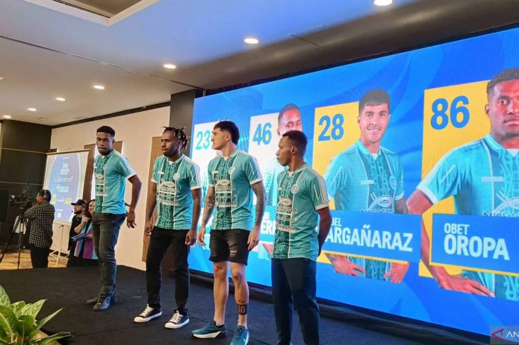 PSBS Biak Kenalkan Pemain serta Luncurkan Logo dan Jersei&nbsp;Tim