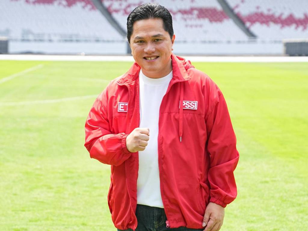 Jelang Timnas Indonesia vs Australia, Erick Thohir Tinjau Langsung Rumput&nbsp;GBK