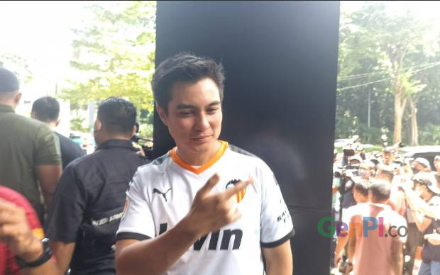 Netizen Penasaran Gosip Baim Wong Cerai dari Paula&nbsp;Verhoeven