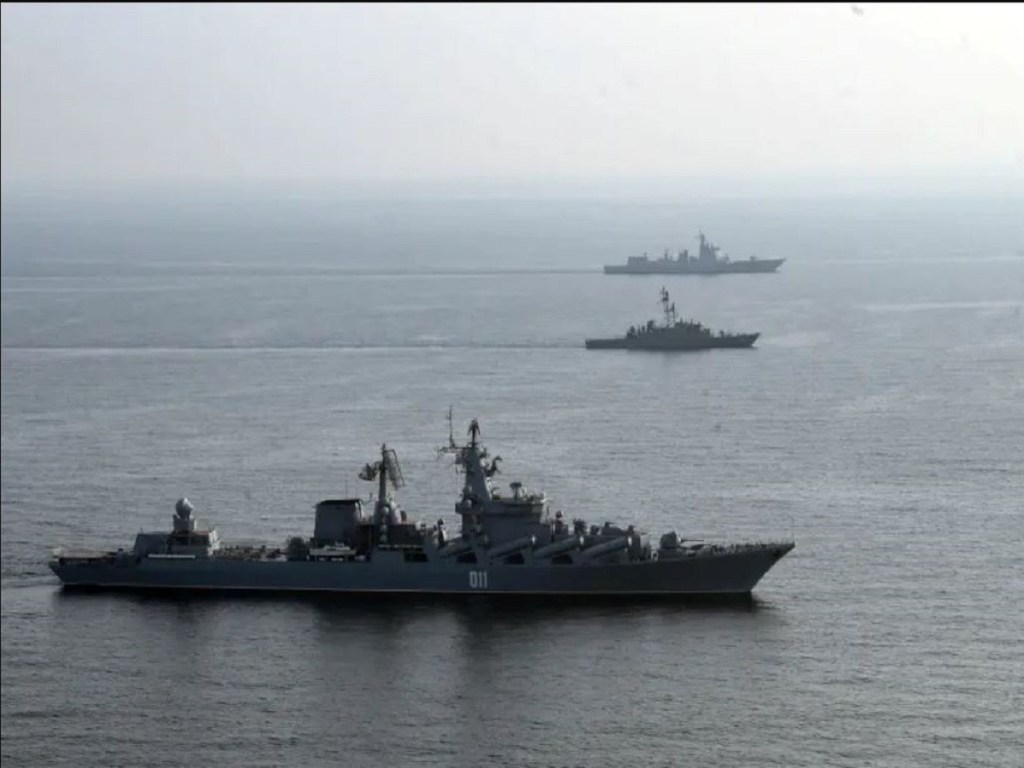Kapal Induk China Makin Dekat ke&nbsp;Jepang